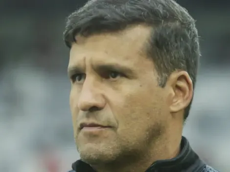 Carvalho perde opção na zaga após jogador RECUSAR renovação com o Athletico-PR