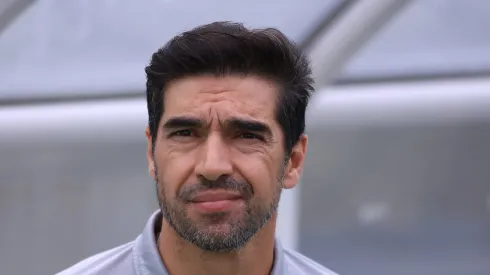 SP – BARUERI – 08/10/2023 – BRASILEIRO A 2023, PALMEIRAS X SANTOS – Abel Ferreira tecnico do Palmeiras durante partida contra o Santos no estadio Arena Barueri pelo campeonato Brasileiro A 2023. Foto: Marcello Zambrana/AGIF