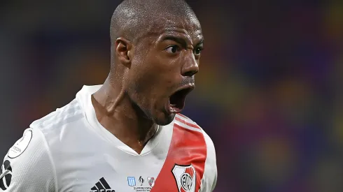 De La Cruz é alvo antigo do Flamengo, mas rival tentou atravessar nesta janela de transferências