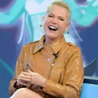 Durante entrevista, Xuxa revela que já foi reconhecida em motel por fã