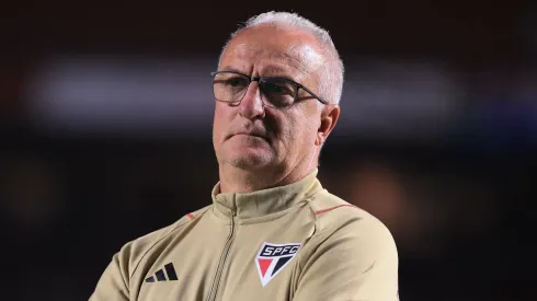 Foto: Ettore Chiereguini/AGIF - Dorival Junior tecnico do Sao Paulo durante partida contra o Fortaleza no estadio Morumbi pelo campeonato Brasileiro A 2023.