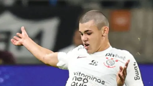 MG - BELO HORIZONTE - 08/07/2023 - BRASILEIRO A 2023, ATLETICO-MG X CORINTHIANS - Gabriel Moscardo jogador do Corinthians durante partida contra o Atletico-MG no estadio Mineirao pelo campeonato Brasileiro A 2023. Foto: Gilson Lobo/AGIF