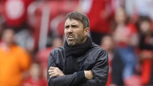 Photo by Pedro H. Tesch/Getty Images – Eduardo Coudet perde jogador muito importante