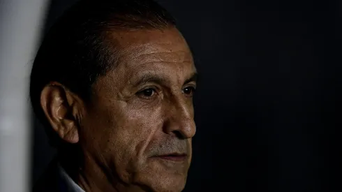 RJ - RIO DE JANEIRO - 07/10/2023 - BRASILEIRO A 2023, VASCO X SAO PAULO - Ramon Diaz tecnico do Vasco durante partida contra o Sao Paulo no estadio Sao Januario pelo campeonato Brasileiro A 2023. Foto: Thiago Ribeiro/AGIF