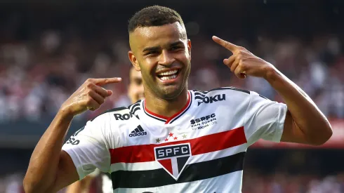 Foto: Marcello Zambrana/AGIF - Meio-campista é visto com bons olhos pela comissão técnica