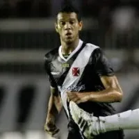 Souza se trata de cirurgia no Vasco e anima torcedores