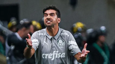 Foto: Maxi Franzoi/AGIF – Um dos nomes aprovados por Abel vem irritando a torcida do Palmeiras.