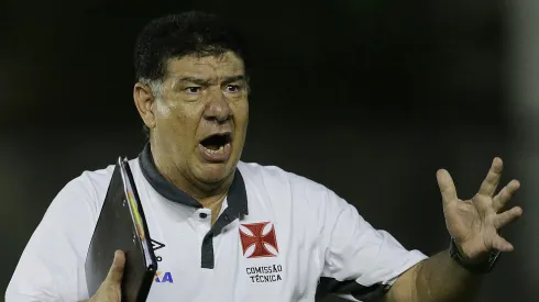 Foto: Paulo Campos/AGIF - Joel não deixou de falar após derrota do Vasco.<br />
- Foto: Paulo Campos/AGIF