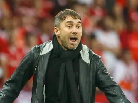 ADVERSÁRIO DESFALCADO! Eduardo Coudet perdeu reforço na defesa do Internacional contra o Vasco