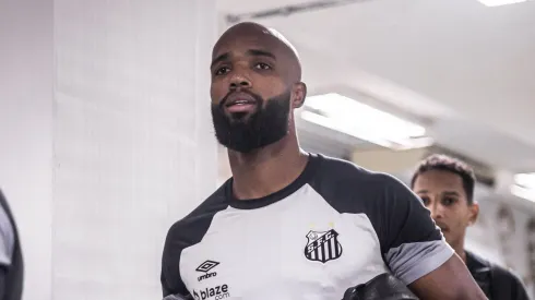 Fotos: Raul Baretta/ Santos FC - Messias ficou no banco contra o Coxa.