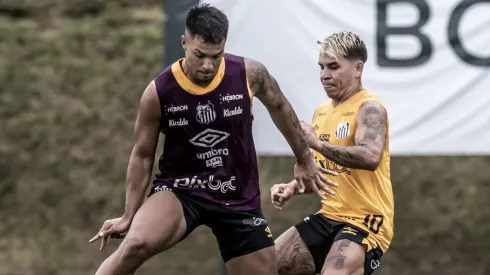 Foto: Ivan Storti/Santos FC - Marcos Leonardo e Soteldo em treino do Santos