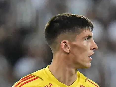 Torcida gremista não perdoa e tira onda com Sérgio Rochet