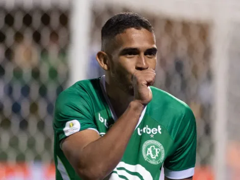 Marco Antônio anota PINTURA pela Chape e vive ‘drama’ na sequência