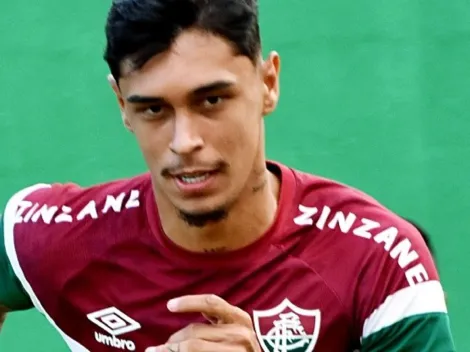 Vitor Mendes se despede do Fluminense nas redes sociais após rescisão