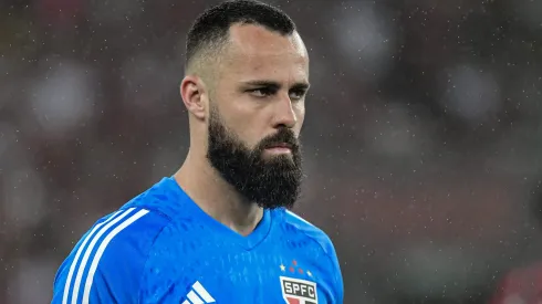 Jandrei goleiro do São Paulo durante partida contra o Flamengo no Maracanã pelo campeonato Brasileiro A 2023. Foto: Thiago Ribeiro/AGIF