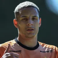 Arana assina contrato AGORA até 2027 e comunica futuro no Galo