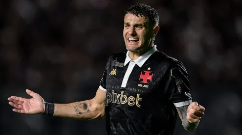 Artilheiro do Vasco não foi o primeiro procurado pela diretoria - Foto: Thiago Ribeiro/AGIF.