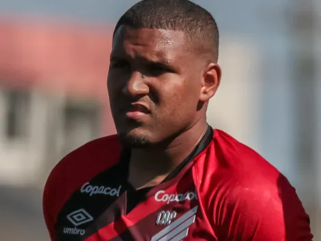 Matheus Felipe puxa novidades e Wesley revoluciona tática do Athletico