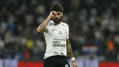 SAO PAULO, BRAZIL - NOVEMBER 1: Yuri Alberto of Corinthians reacts during the match between Corinthians and Athletico Paranaense as part of Brasileirao Series A 2023 at Neo Quimica Arena on November 1, 2023 in Sao Paulo, Brazil. (Photo by Ricardo Moreira/Getty Images)