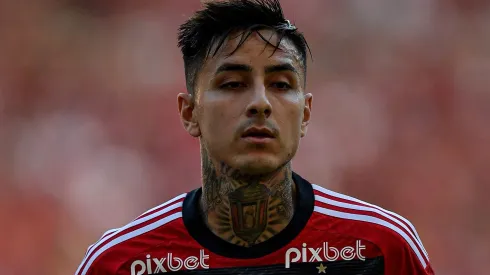 Foto: Thiago Ribeiro/AGIF - Pulgar defendendo o Flamengo em partida válida pelo Campeonato Brasileiro