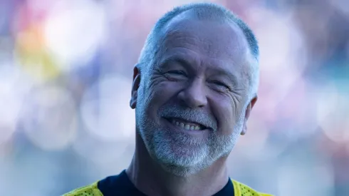 Mano Menezes, técnico do Corinthians, durante partida contra o Bragantino no estádio Nabi Abi Chedid, pelo Campeonato Brasileiro - Foto: Fabio Moreira Pinto/AGIF