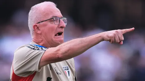 Técnico do São Paulo perdeu um jogo com gol do alvo do Corinthians - Foto: Ettore Chiereguini/AGIF