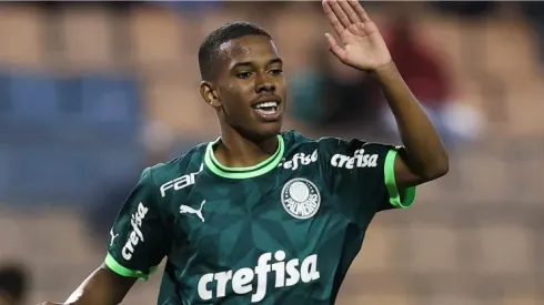 Estevão atuando pelo time de base do Palmeiras. Foto: Fabio Menotti/Palmeiras