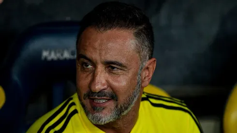 Foto: Thiago Ribeiro/AGIF - Vítor Pereira pode dar uma alegria à Nação