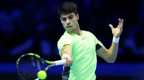 Alcaraz perdeu para Zverev na estreia do Finals