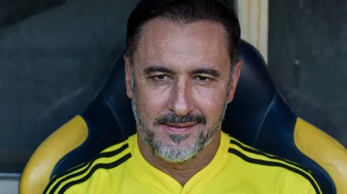 Foto: Thiago Ribeiro/AGIF – Vítor Pereira em partida do Flamengo, em abril