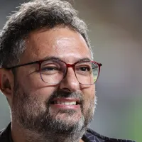 Dirigente do Athletico-PR se forma em curso da UEFA e é o único do Brasil a ter o diploma