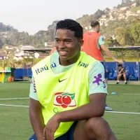 Endrick é flagrado com Fernando Diniz e torcida do Palmeiras questiona Abel Ferreira