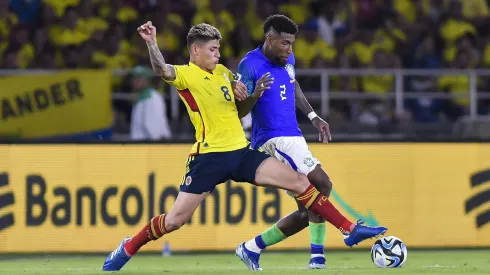 Emerson Royal foi mal contra a Colômbia pela Seleção Brasileira. (Photo by Gabriel Aponte/Getty Images)