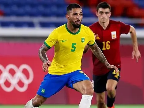 Douglas Luiz começa no banco de reservas, torcida vascaína se revolta