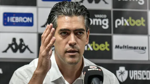 Paulo Bracks protagonizou confusão nos bastidores do Vasco em demissão de Caetano Marcelino – Foto: Thiago Ribeiro/AGIF