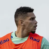 Paulinho resolver fazer alguma coisa após o Galo defender ele de ataques criminosos