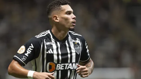 Paulinho jogador do Atletico-MG durante partida contra o Fluminense no estadio Arena MRV pelo campeonato Brasileiro A 2023. Foto: Alessandra Torres/AGIF