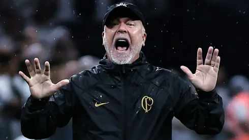 Meio-campista disponível para Mano virou assunto da Nação - Foto: Fabio Giannelli/AGIF