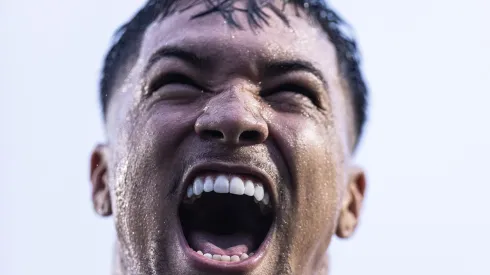 Marcos Leonardo jogador do Santos comemora seu gol durante partida contra o Vasco no estadio Vila Belmiro pelo campeonato Brasileiro A 2023. Foto: Abner Dourado/AGIF