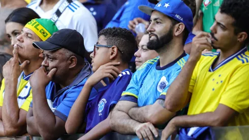 Torcida do Cruzeiro no Mineirão, apreensão toma conta dos cruzeirenses (Foto: Gilson Lobo/AGIF)