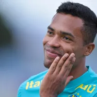 ACEITOU assinar contrato. 100% CONFIRMADO: Alex Sandro aceita retornar ao Brasil e Santos é comunicado