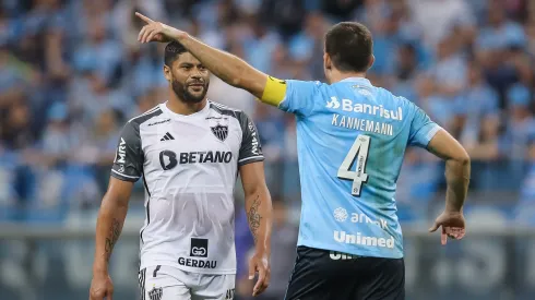 Grêmio e Atlético-MG se enfrentando no primeiro turno do Campeonato Brasileiro. Foto: Pedro H. Tesch/AGIF