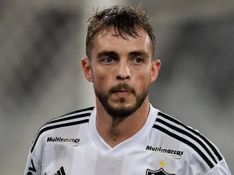 Rodrigo Caetano não hesita e fala sobre situações de Fuchs e Hyoran no Atlético-MG