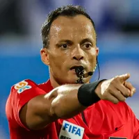 PC de Oliveira \'crava\' ERRO GRAVE de Sávio Pereira Sampaio prejudicial ao Vasco