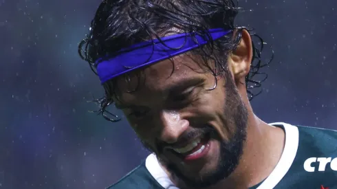 Gustavo Scarpa jogador do Palmeiras durante partida contra o Fortaleza no estadio Arena Allianz Parque pelo campeonato Brasileiro A 2022. Foto: Marcello Zambrana/AGIF