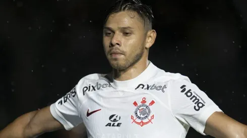 Foto: Jorge Rodrigues/AGIF - Romero comemorando um de seus gols pelo Corinthians contra o Vasco pelo Campeonato Brasileiro