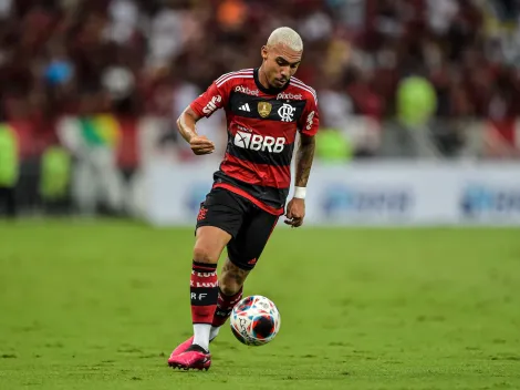 Matheuzinho, Varela e Wesley: Flamengo sofre com lateral direita na temporada e desempenho dos três preocupante