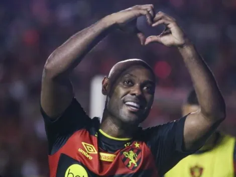 Vagner Love entra na mira do Náutico com aval de Allan Aal