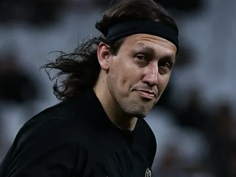 Fábio Santos gera influência e Cássio faz mistério sobre futuro no Corinthians