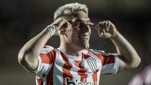 Camisa 10 foi incluído após brilhar diante do Corinthians - Foto: Heber Gomes/AGIF